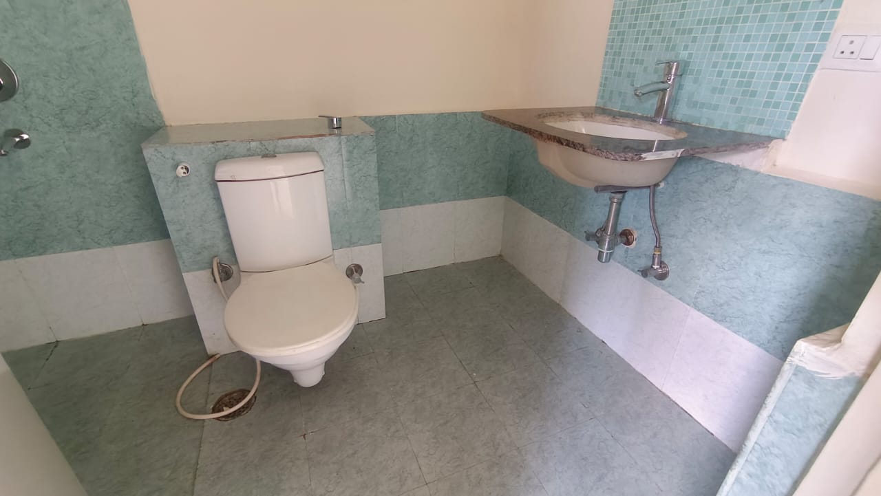 Unfurnished 4bhk in Pathar Quarry, Guwahati, Assam, India for Rent